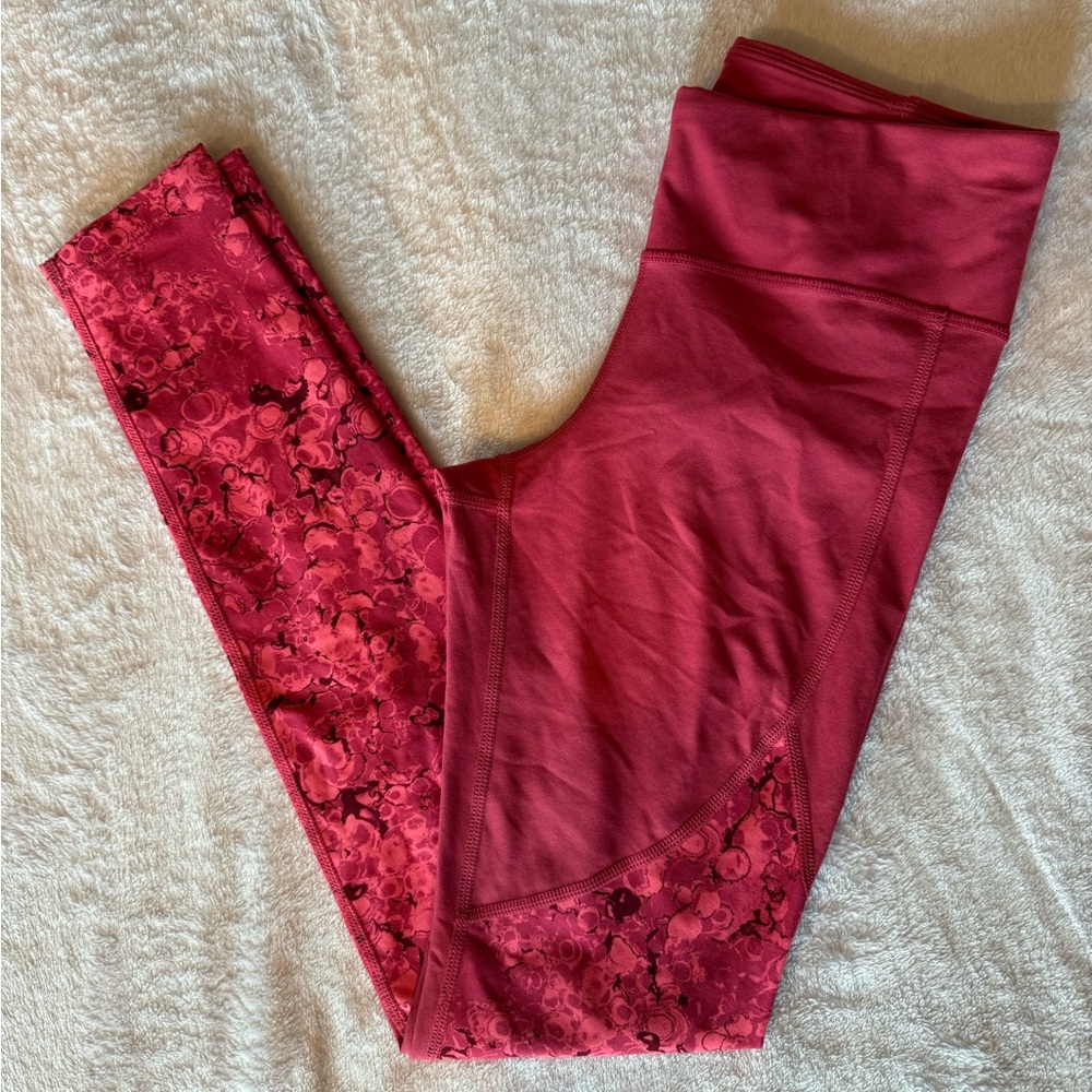 Under Armour Red HeatGear Leggings NEW WITHOUT TAGS